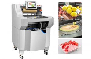 Automātiska dārzeņu / gaļas elastīgās pārtikas konservēšanas plēves iepakošanas mašīna